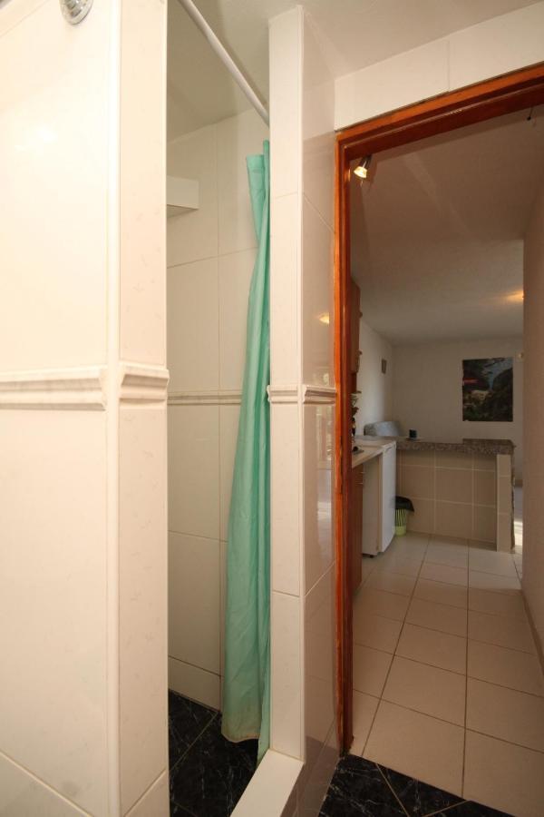 Apartments With A Parking Space Rukavac, Vis - 2444 روكافاك المظهر الخارجي الصورة